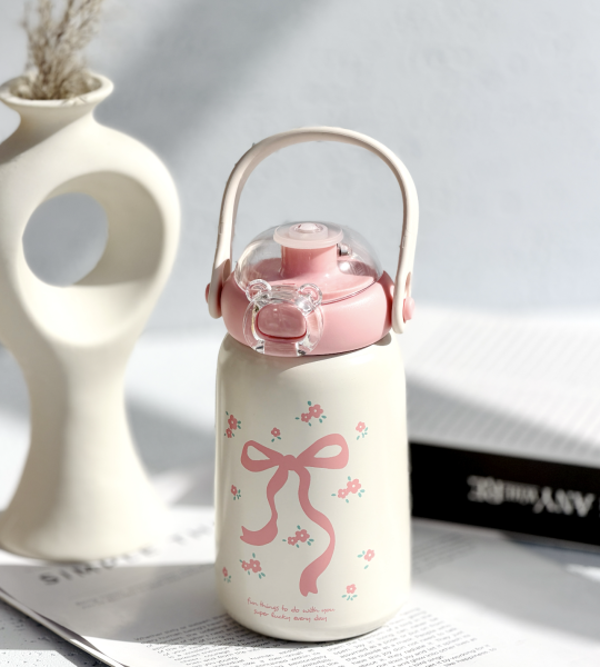 ثيرموس فيونكةً